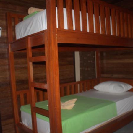 Surya Home Stay Nusa Lembongan  Exterior photo