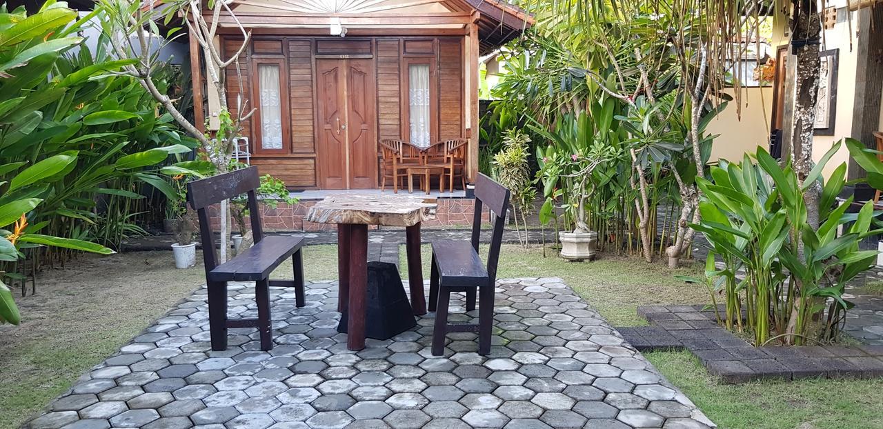 Surya Home Stay Nusa Lembongan  Exterior photo